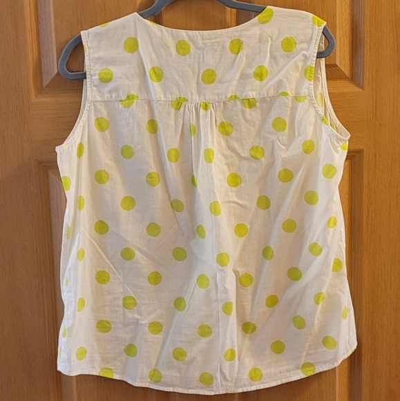 White and lime green polka dot sleeveless top - Picture 6 of 6